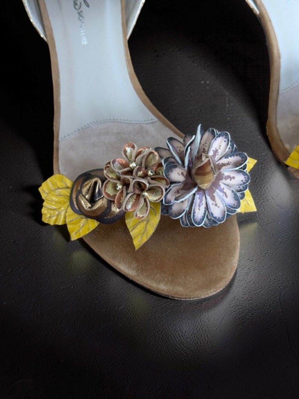 Donald Pliner Porcia Floral Metallic Ankle Strap Heels - 8.5M - Picture 2 of 14